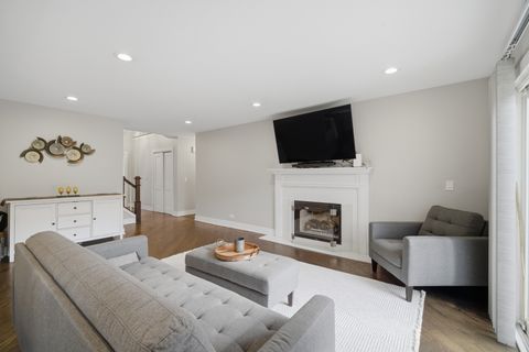 Tiny photo for 2936 Sandalwood Road, Buffalo Grove, IL 60089 (MLS # 12624685)