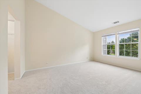 Tiny photo for 172 White Branch Court #172, Buffalo Grove, IL 60089 (MLS # 12718351)