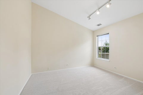 Tiny photo for 172 White Branch Court #172, Buffalo Grove, IL 60089 (MLS # 12718351)