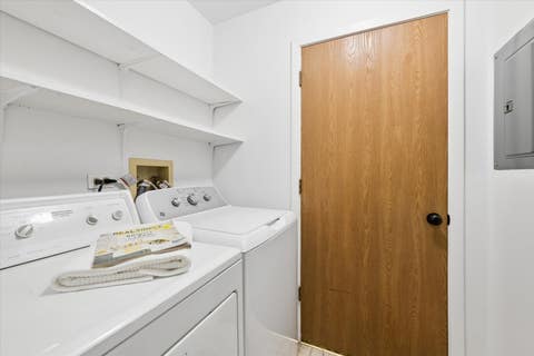 Tiny photo for 172 White Branch Court #172, Buffalo Grove, IL 60089 (MLS # 12718351)