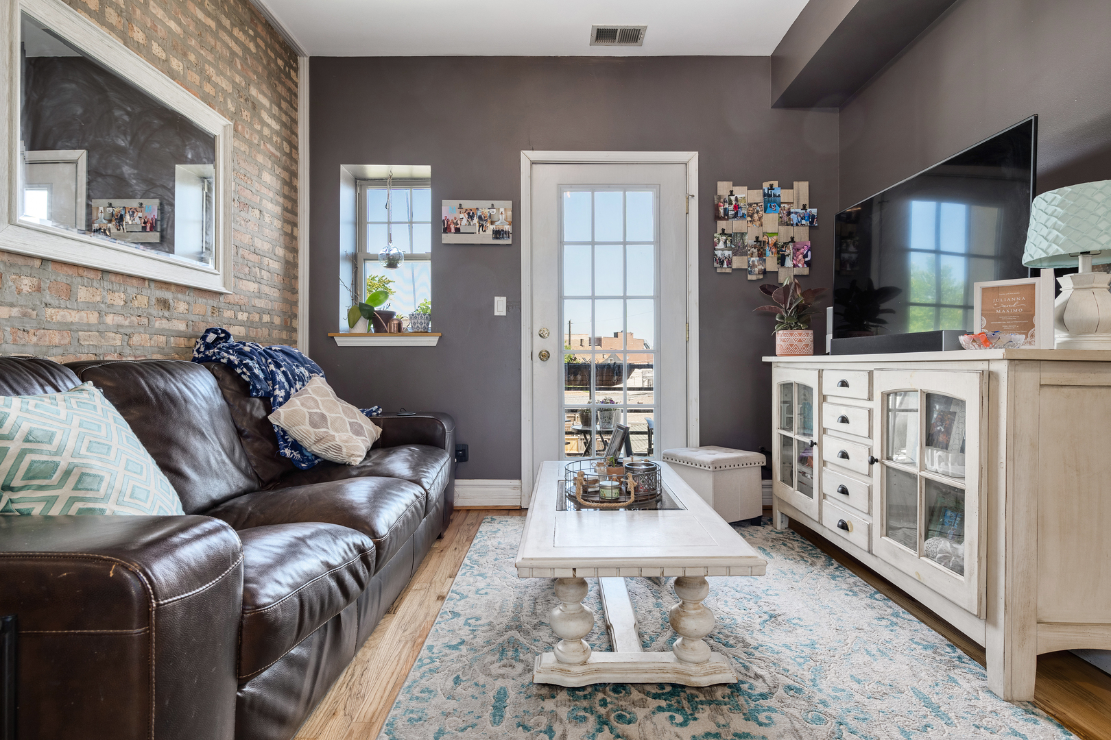 2546 W GEORGE Street 2