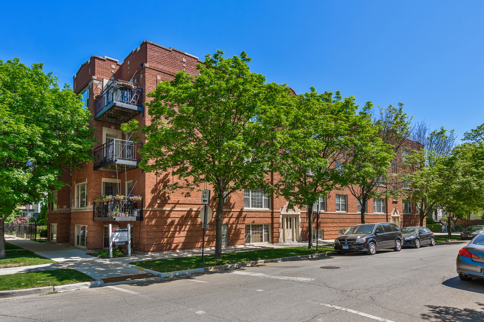 2546 W GEORGE Street 2