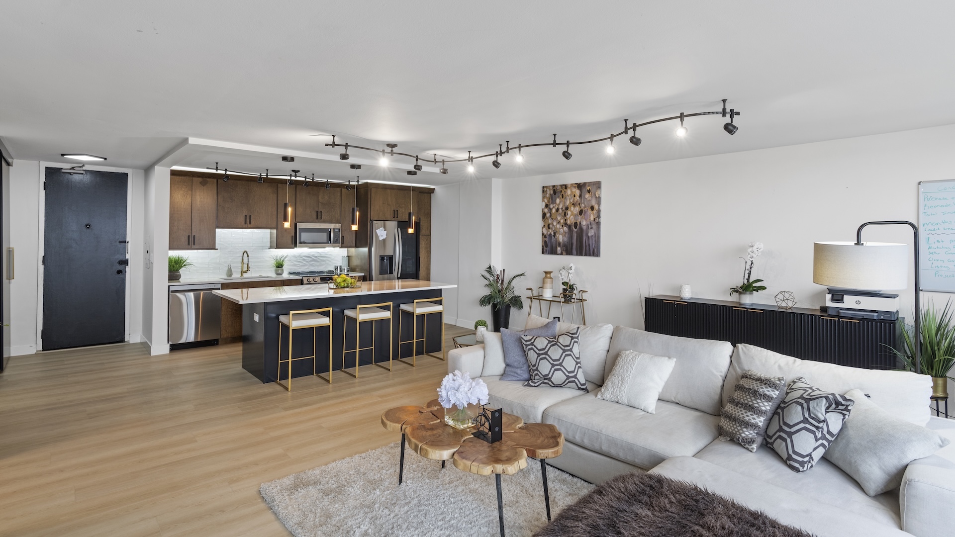 900 N Lake Shore Drive 1607