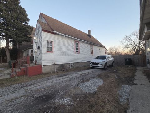 Tiny photo for 221 E 138th Street, Dolton, IL 60419 (MLS # 12578756)