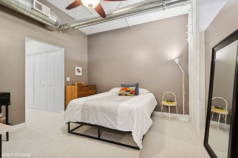 Tiny photo for 565 W Quincy Street #609, Chicago, IL 60661 (MLS # 12558139)