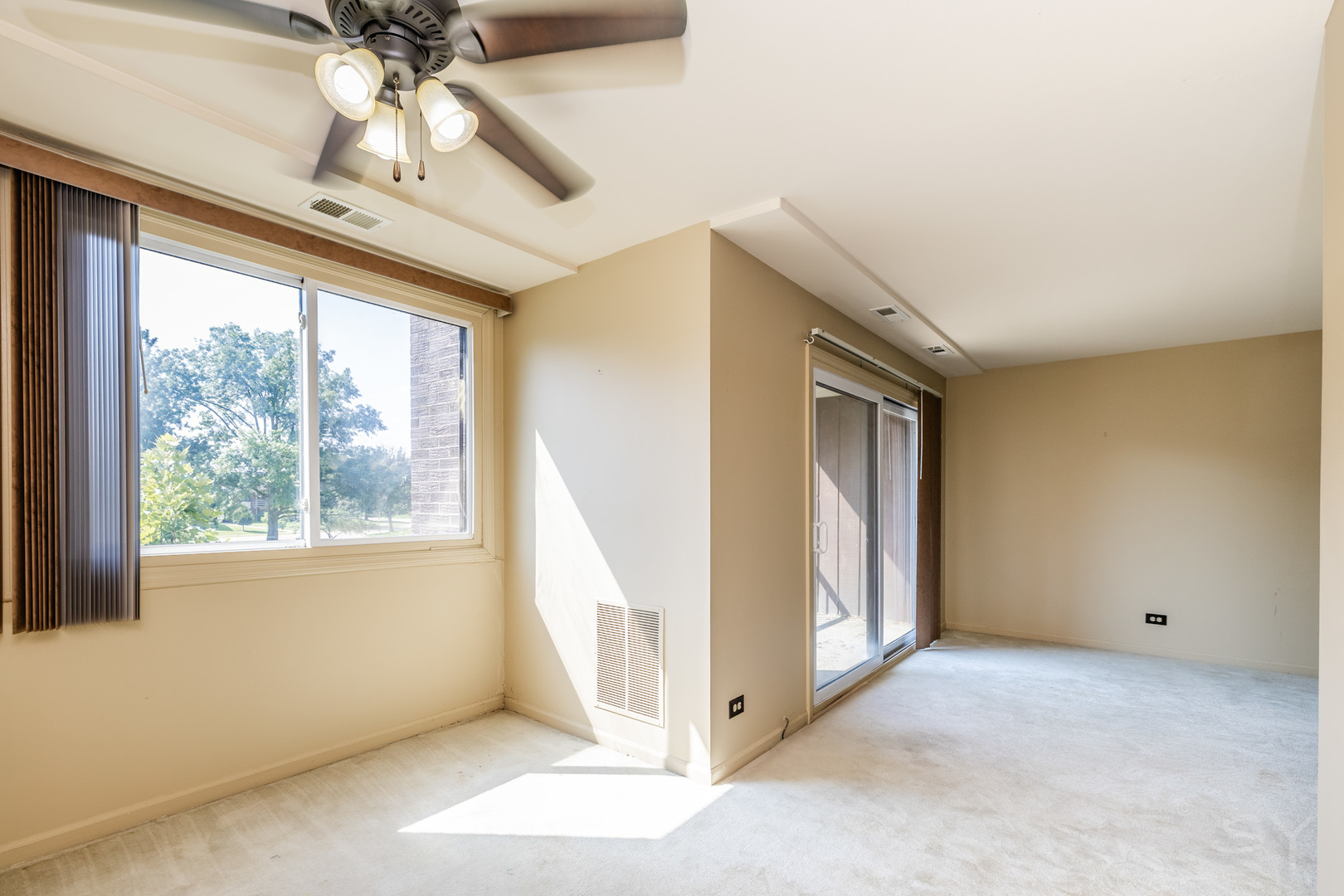 450 Raintree Drive 2F