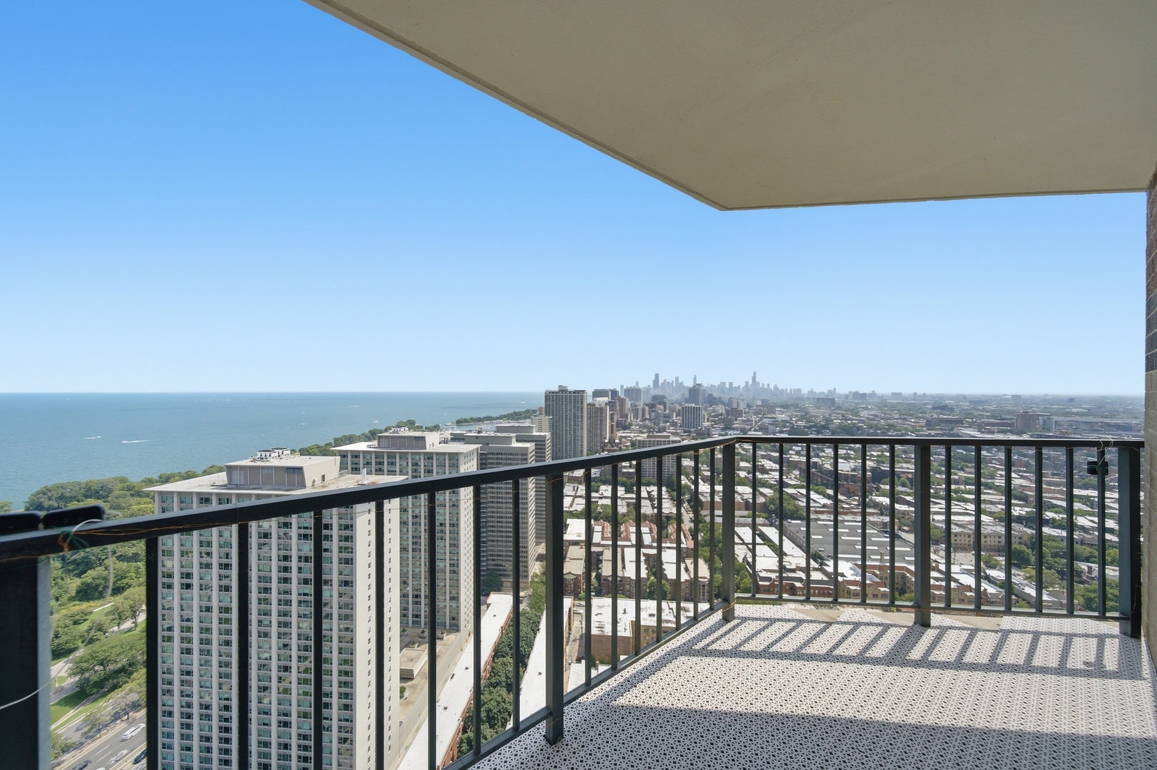 3660 N lake shore Drive 3903