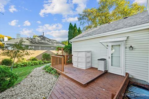 Tiny photo for 1120 Emerald Drive, Aurora, IL 60506 (MLS # 12466070)