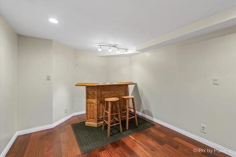 Tiny photo for 1120 Emerald Drive, Aurora, IL 60506 (MLS # 12466070)