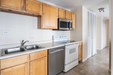 Tiny photo for Chicago, IL 60613 (MLS # 12543081)