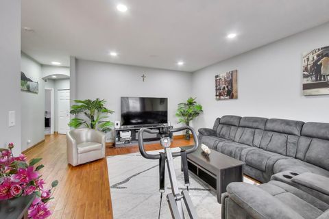 Tiny photo for 8225 Concord Lane #I, Justice, IL 60458 (MLS # 12590436)
