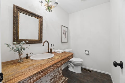 Tiny photo for 11515 Burr Oak Lane LN, Burr Ridge, IL 60527 (MLS # 12733833)