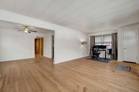 Tiny photo for 5265 W Devon Avenue, Chicago, IL 60646 (MLS # 12537181)