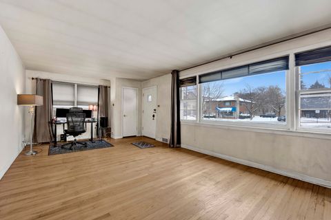 Tiny photo for 5265 W Devon Avenue, Chicago, IL 60646 (MLS # 12537181)