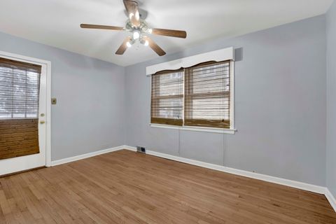 Tiny photo for 5265 W Devon Avenue, Chicago, IL 60646 (MLS # 12537181)