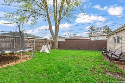 Tiny photo for 16419 Terry Lane, Oak Forest, IL 60452 (MLS # 12589599)