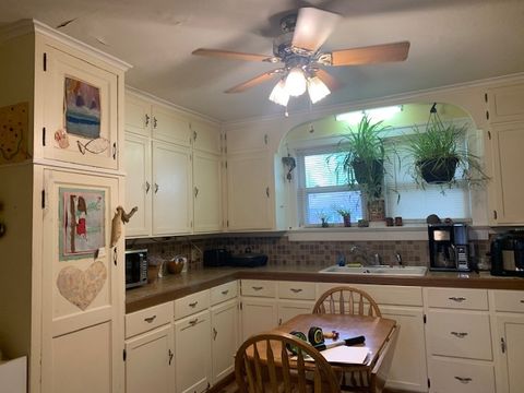 Tiny photo for 1013 Guion Street, Ottawa, IL 61350 (MLS # 12378626)