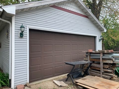 Tiny photo for 1013 Guion Street, Ottawa, IL 61350 (MLS # 12378626)
