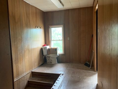 Tiny photo for 1013 Guion Street, Ottawa, IL 61350 (MLS # 12378626)