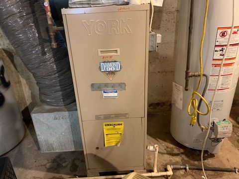 Tiny photo for 1013 Guion Street, Ottawa, IL 61350 (MLS # 12378626)