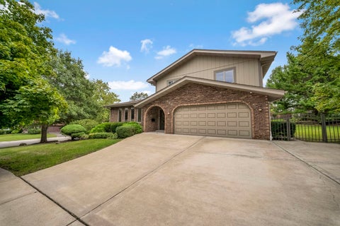 Tiny photo for 420 Freehauf Street, Lemont, IL 60439 (MLS # 12765547)