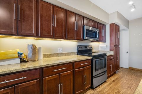 Tiny photo for 3180 N Lake Shore Drive #13C, Chicago, IL 60657 (MLS # 12538369)