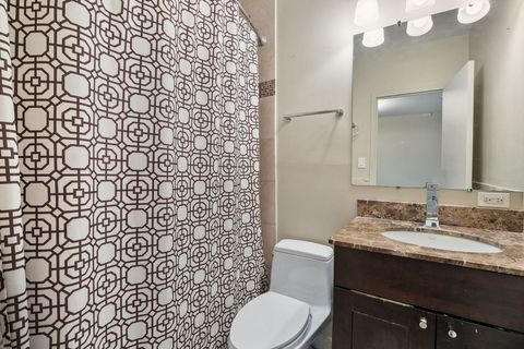 Tiny photo for 3180 N Lake Shore Drive #13C, Chicago, IL 60657 (MLS # 12538369)