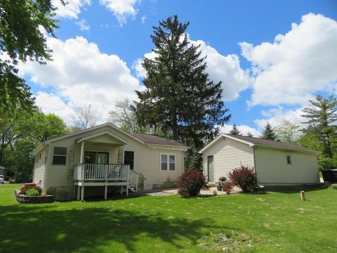 Single Family Residence in Trevor WI 26824 98th Street.jpg