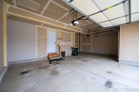 Tiny photo for 2593 Moutray Lane, North Aurora, IL 60542 (MLS # 12585225)