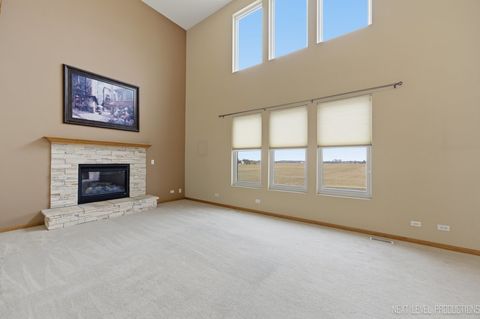 Tiny photo for 2593 Moutray Lane, North Aurora, IL 60542 (MLS # 12585225)