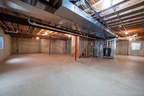 Tiny photo for 2593 Moutray Lane, North Aurora, IL 60542 (MLS # 12585225)