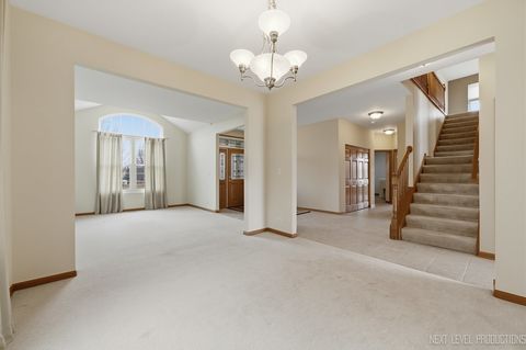 Tiny photo for 2593 Moutray Lane, North Aurora, IL 60542 (MLS # 12585225)