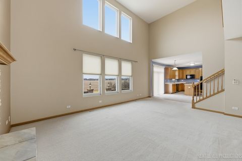 Tiny photo for 2593 Moutray Lane, North Aurora, IL 60542 (MLS # 12585225)