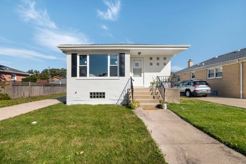 Photo of 9120 26th Place, Brookfield, IL 60513 (MLS # 12778956)
