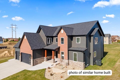 Tiny photo for 6739 St Marie Court, Bettendorf, IA 52722 (MLS # 12786628)
