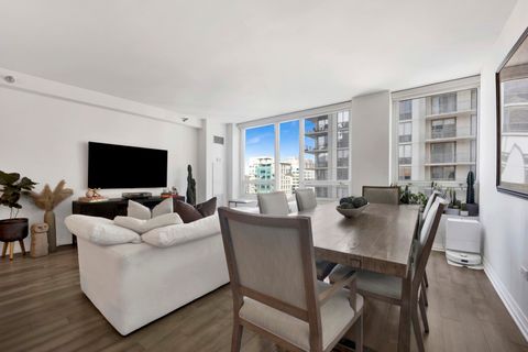 Tiny photo for 33 W ONTARIO Street #21H, Chicago, IL 60654 (MLS # 12485448)