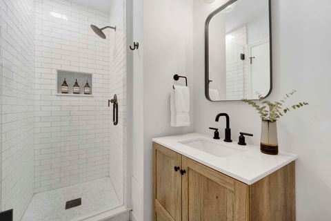 Tiny photo for 33 W ONTARIO Street #21H, Chicago, IL 60654 (MLS # 12485448)