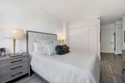 Tiny photo for 33 W ONTARIO Street #21H, Chicago, IL 60654 (MLS # 12485448)