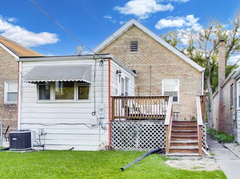 Tiny photo for 3525 Prairie Avenue, Brookfield, IL 60513 (MLS # 12684183)