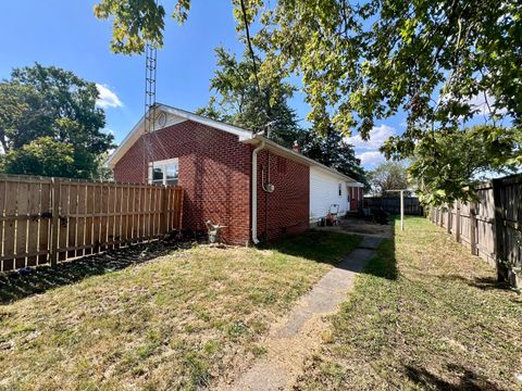 Tiny photo for 101 E Lincoln Street, Sidell, IL 61876 (MLS # 12475078)