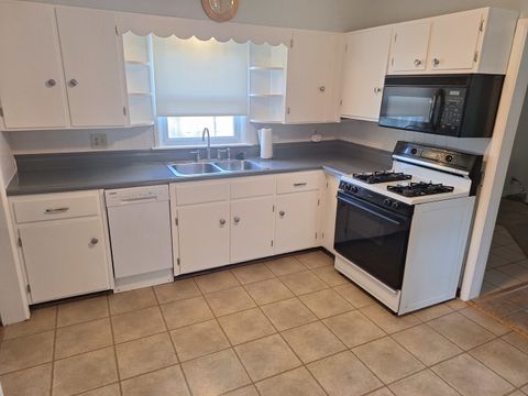 Tiny photo for 101 E Lincoln Street, Sidell, IL 61876 (MLS # 12475078)