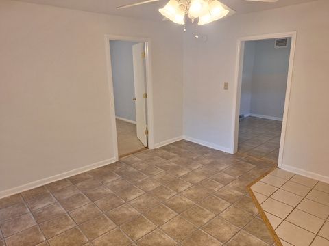 Tiny photo for 101 E Lincoln Street, Sidell, IL 61876 (MLS # 12475078)