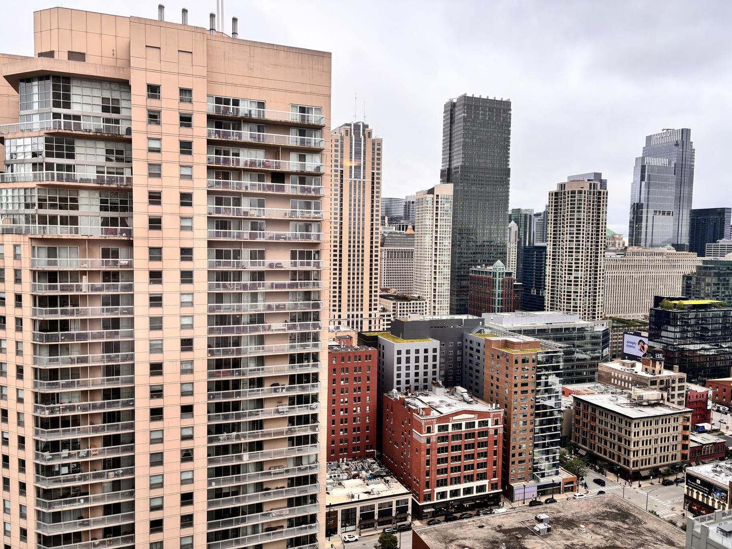 33 W Ontario Street 32D
