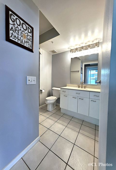 Tiny photo for 1580 SHERMAN Avenue #1005, Evanston, IL 60201 (MLS # 12462985)