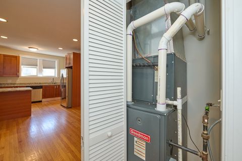 Tiny photo for 5715 N Kimball Avenue #1N, Chicago, IL 60659 (MLS # 12490059)