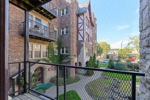 Tiny photo for 5715 N Kimball Avenue #1N, Chicago, IL 60659 (MLS # 12490059)
