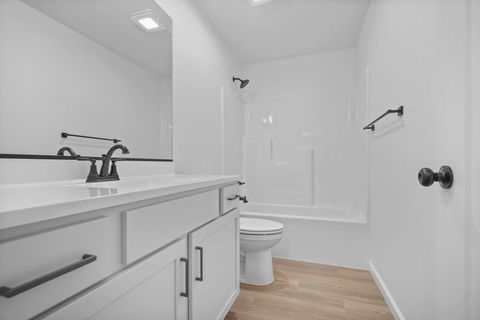 Tiny photo for 3 Eric Court, Bloomington, IL 61705 (MLS # 12536124)