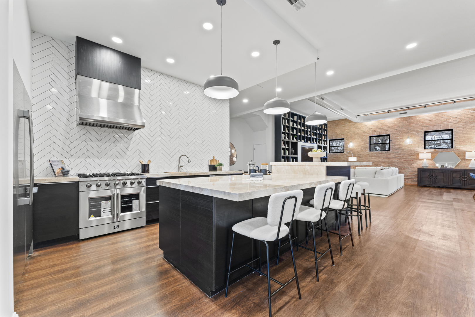 400 N Racine Avenue 108