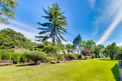 Tiny photo for 1012 Bonita Drive, Park Ridge, IL 60068 (MLS # 12696851)