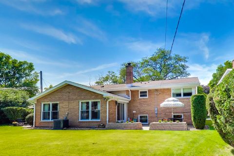 Tiny photo for 1012 Bonita Drive, Park Ridge, IL 60068 (MLS # 12696851)